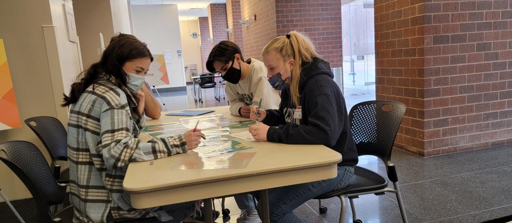 2022 KidWind Overland Park Team